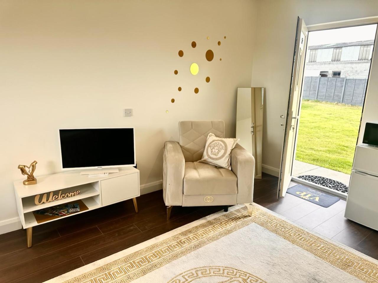 Kildare Luxury Suites Esterno foto