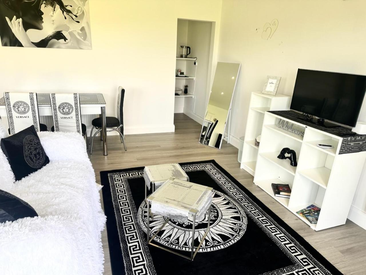Kildare Luxury Suites Esterno foto