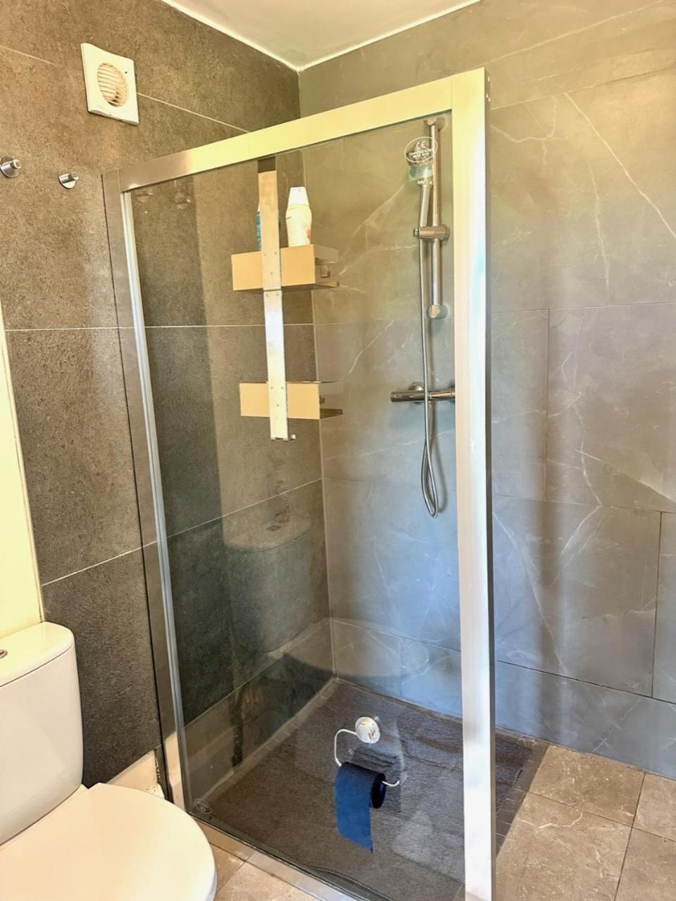 Kildare Luxury Suites Esterno foto