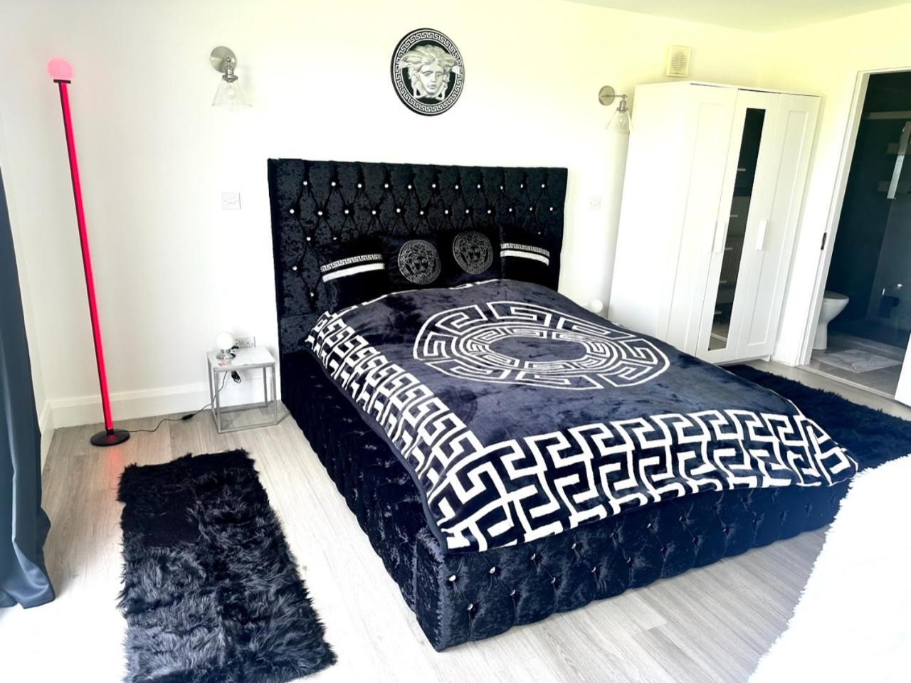Kildare Luxury Suites Esterno foto