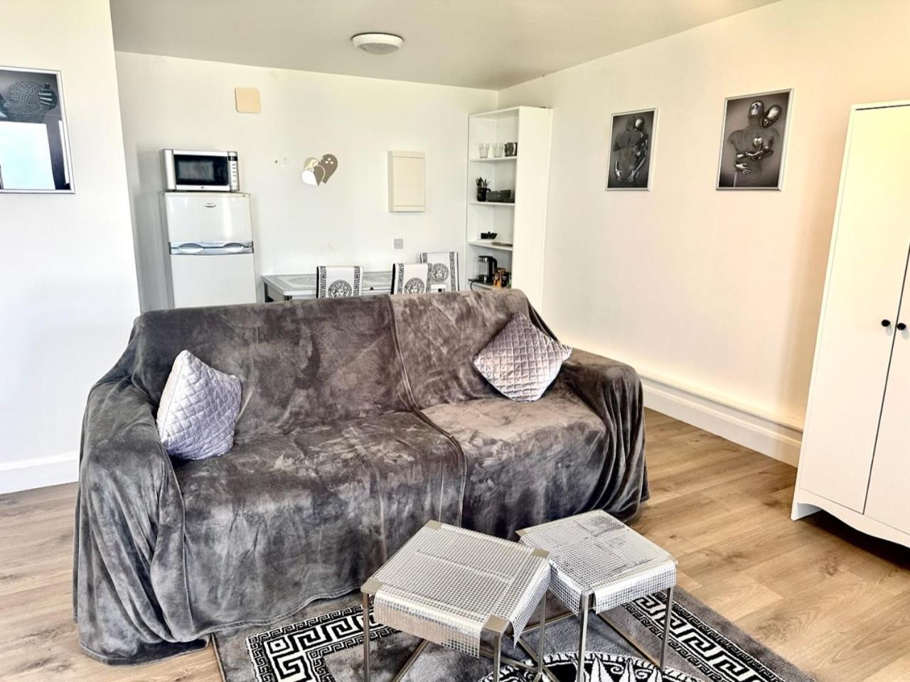 Kildare Luxury Suites Esterno foto