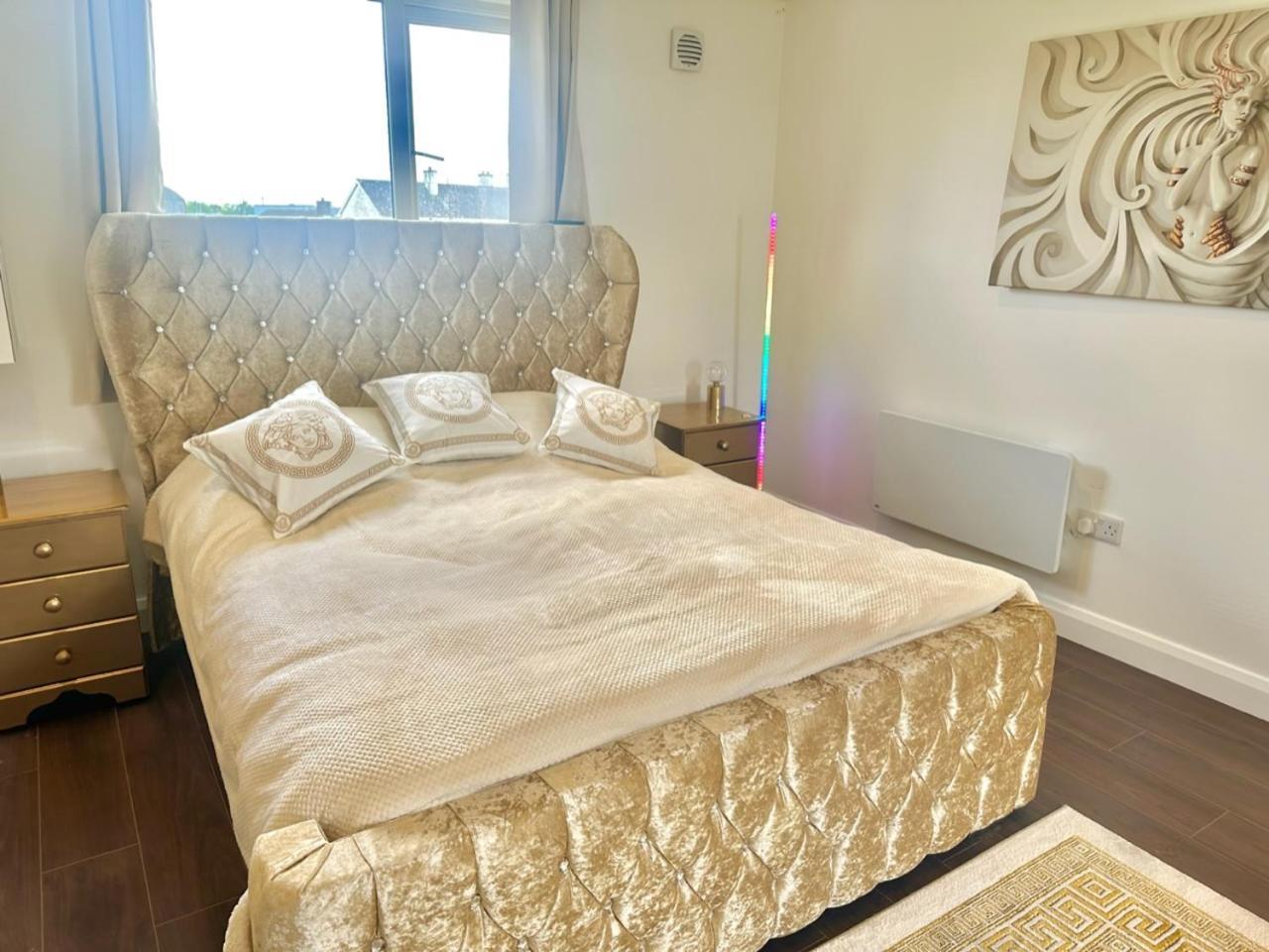 Kildare Luxury Suites Esterno foto