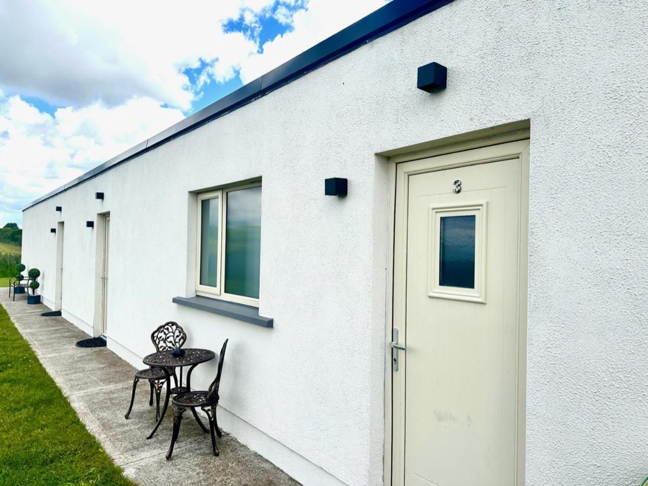 Kildare Luxury Suites Esterno foto