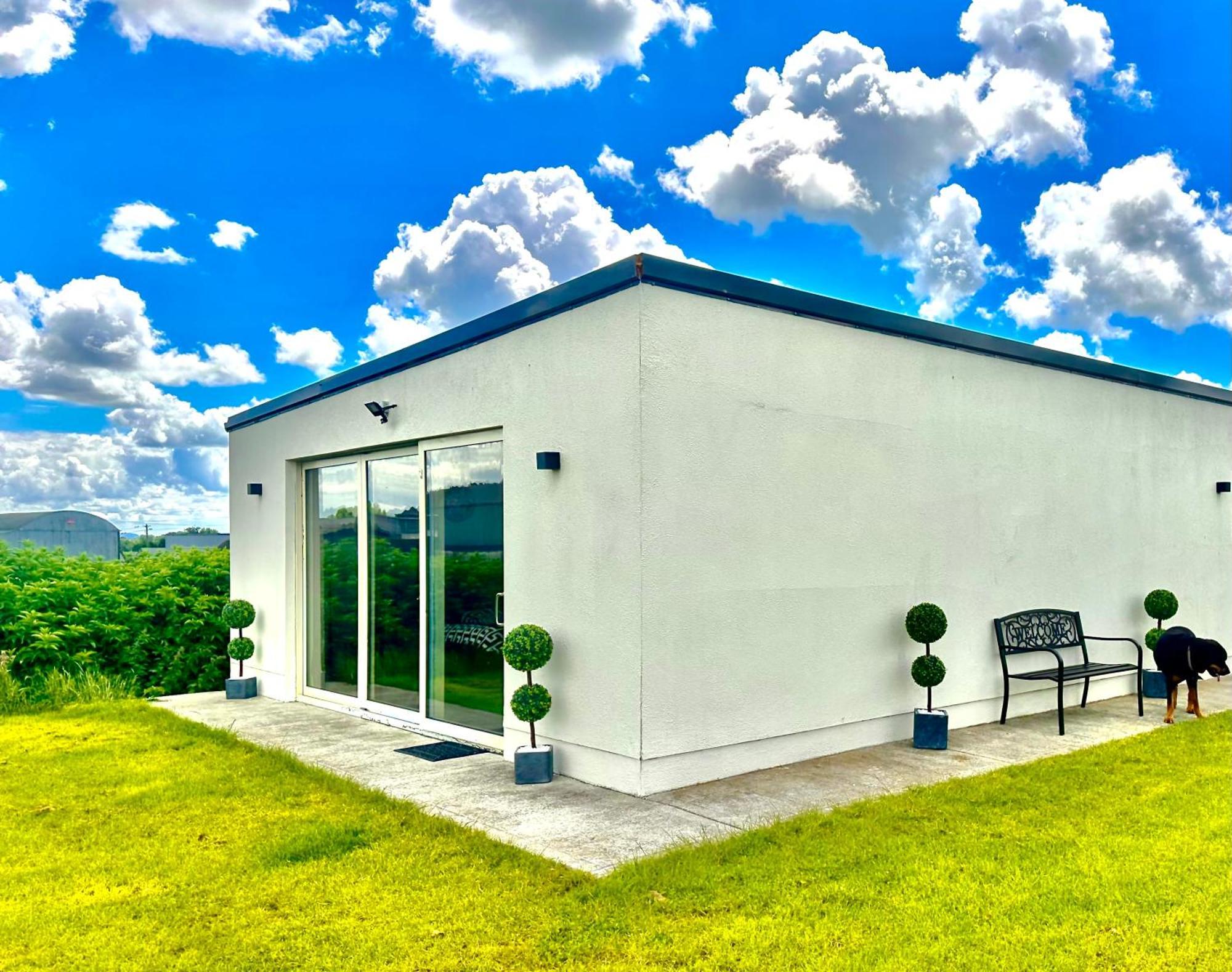 Kildare Luxury Suites Esterno foto