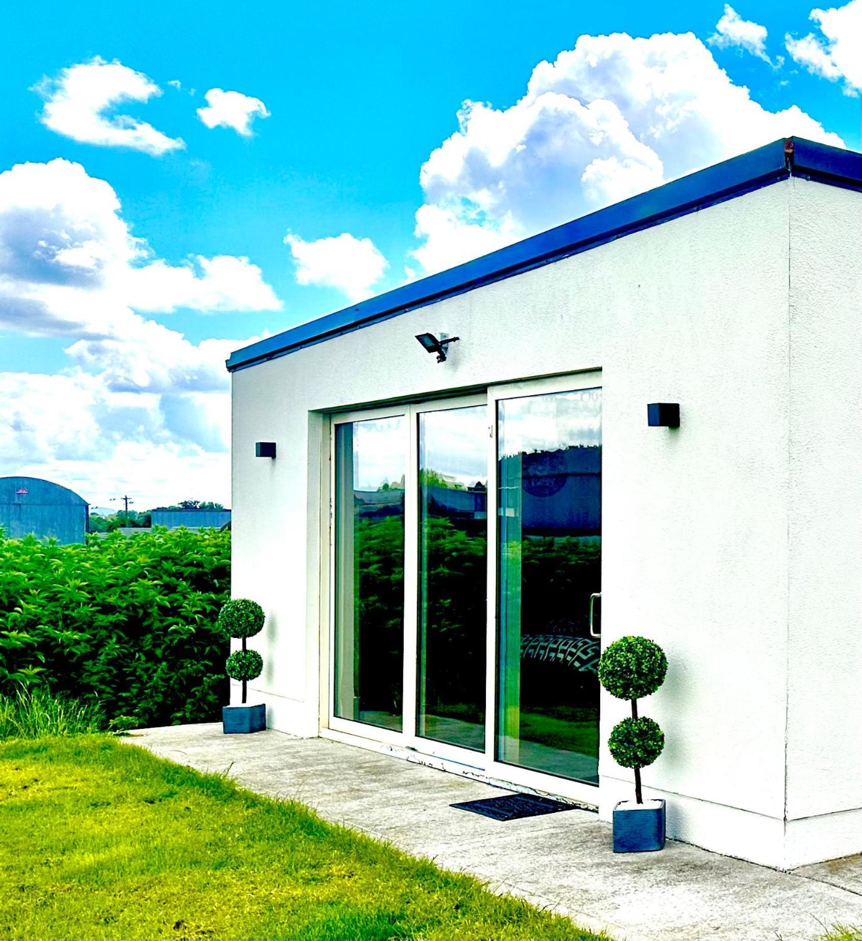 Kildare Luxury Suites Esterno foto